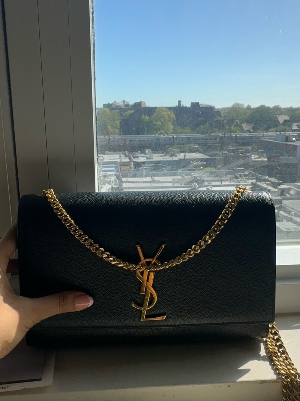 Saint Laurent Kate Medium YSL Monogram Chain Wallet Black Grain Leather Gold - Picture 4 of 7